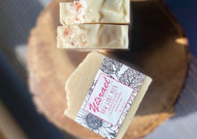 Load image into Gallery viewer, Raw Goat's Milk Bar